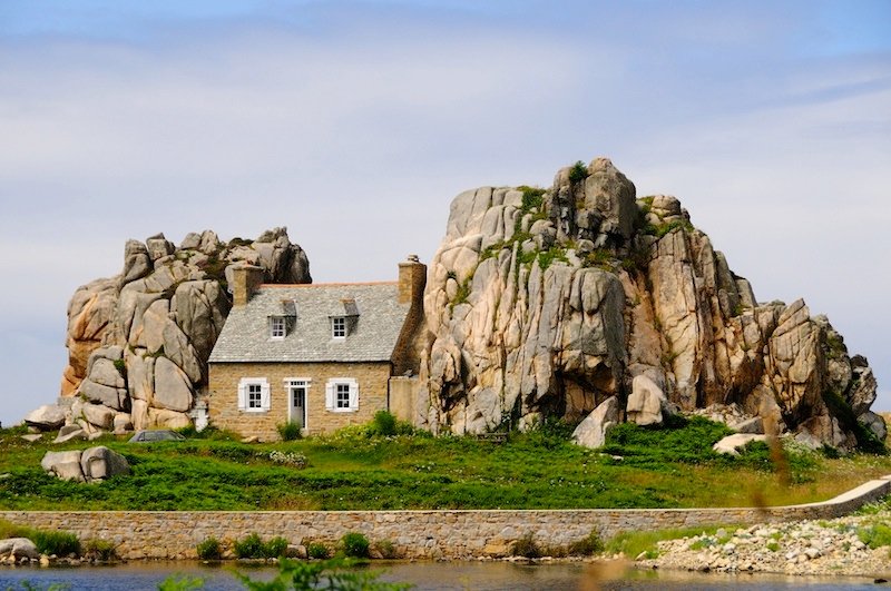 maison du gouffre de plougrescant