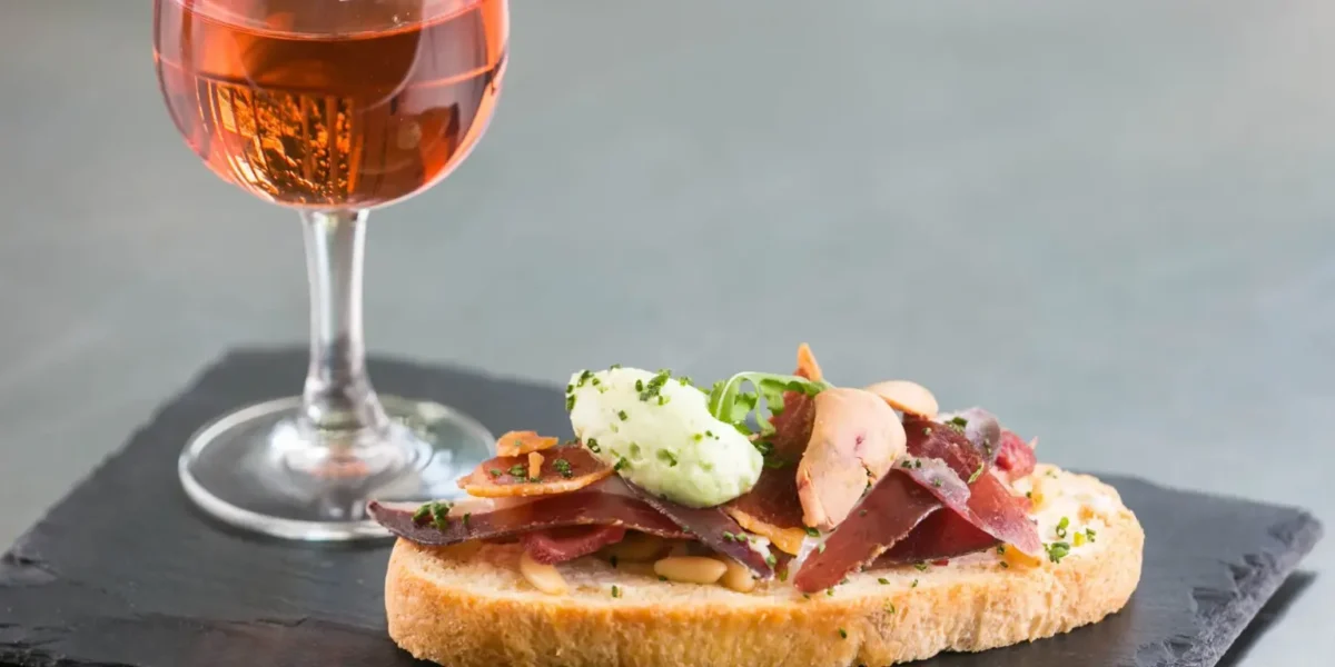 Quelle est la spécialité culinaire de Mimizan 1